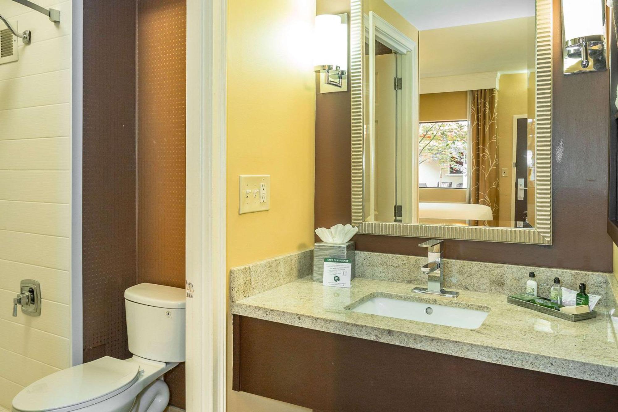 Inn At The Peachtrees, Ascend Hotel Collection Atlanta Exterior photo